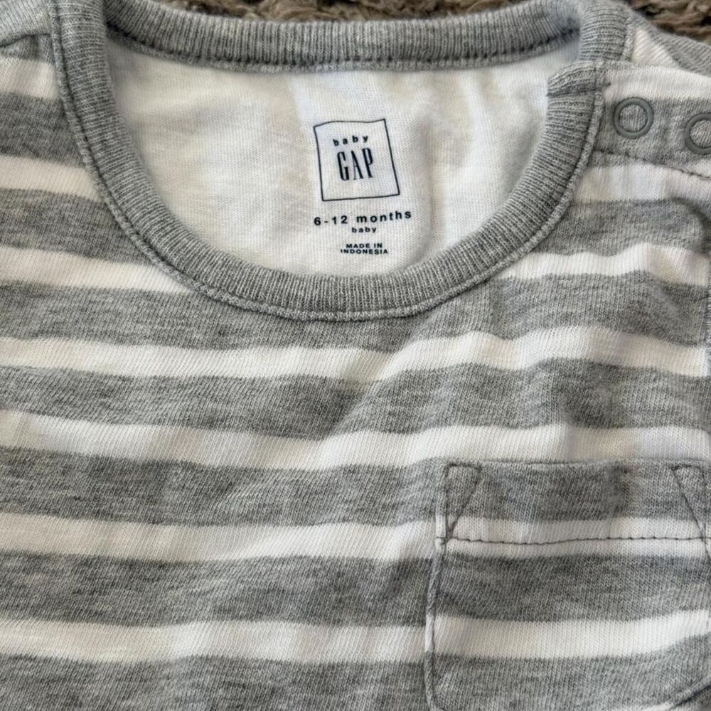 Babygap - Picture 2 of 2